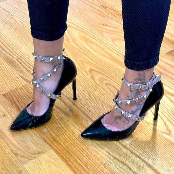 Valentino Rockstud Ankle Strap Wrap Around Stilettos - Picture 1 of 12